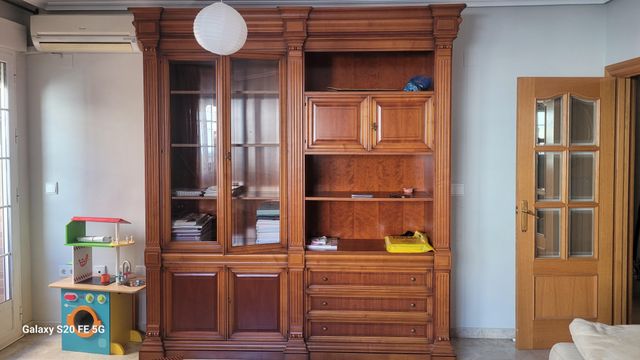 Mueble salón madera cerezo