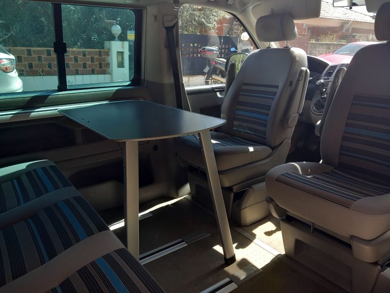 Volkswagen California 2011, foto 8