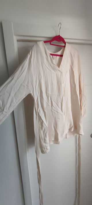 Blusa beige manga larga - Talla M