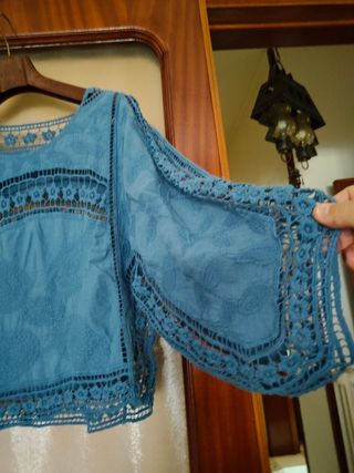Blusa Blu in Pizzo