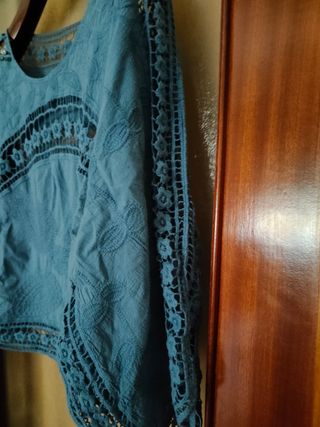 Blusa Blu in Pizzo