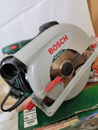 Sierra circular Bosch PKS 66-2 AF