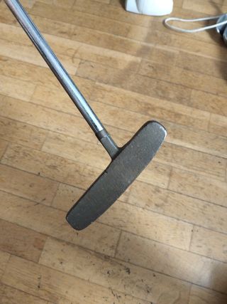 Putter de Bronce muy buen tacto