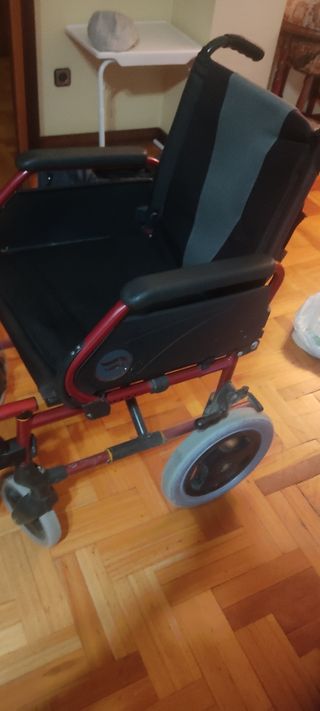 Silla de ruedas plegable. Logroño 