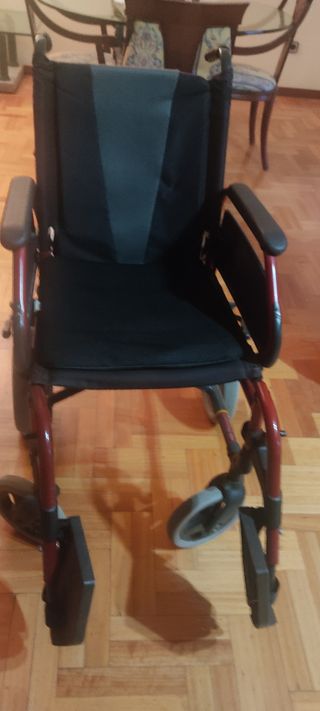Silla de ruedas plegable. Logroño 