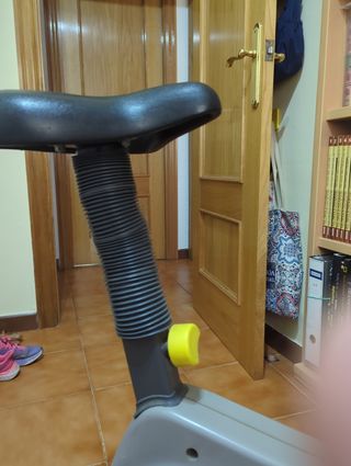 Bicicleta estática BH Fitness ProAction