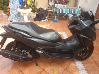 Honda Forza 125cc - Scooter