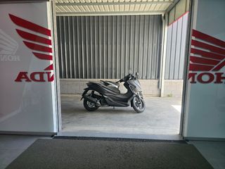 Honda Forza 125cc - Scooter
