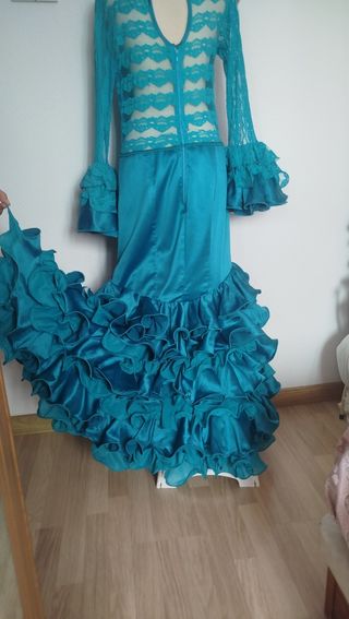 Vestido Sevillanas turquesa
