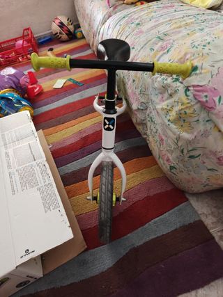 Bicicleta sin pedales B'Twin decathlon 2-4 años