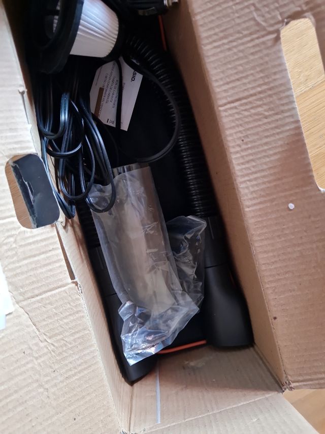 Aspiradora Coche 12V - M701