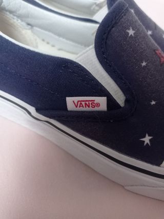 Zapatillas Vans x Snoopy