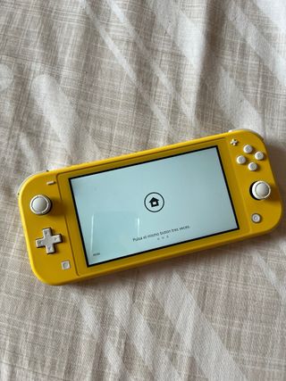 Nintendo Switch Lite Amarilla