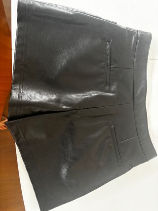Shorts cuero negros ZARA