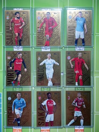 Lote 9 Gold Edge Match Attax Euro 2024