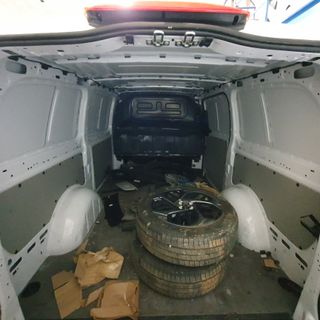 Mercedes-Benz eVito 2023