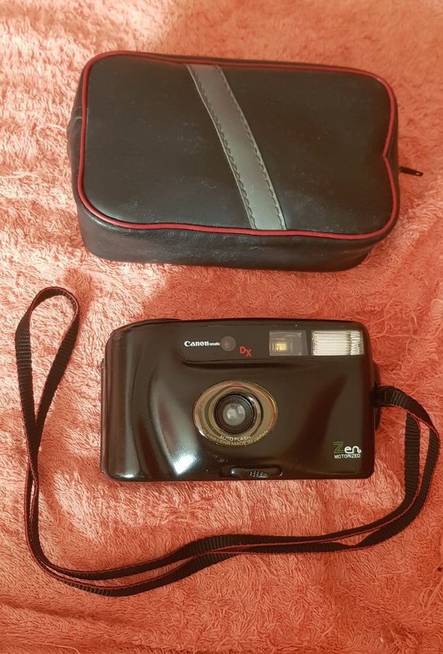 Canon Zen DX: Cámara compacta