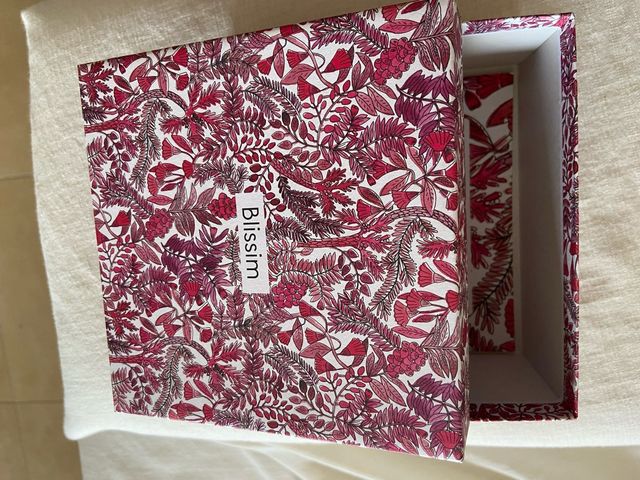 Caja regalo Blissim - roja y blanca