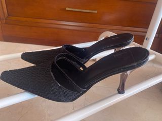 Zapatos negros D&A tacón bajo