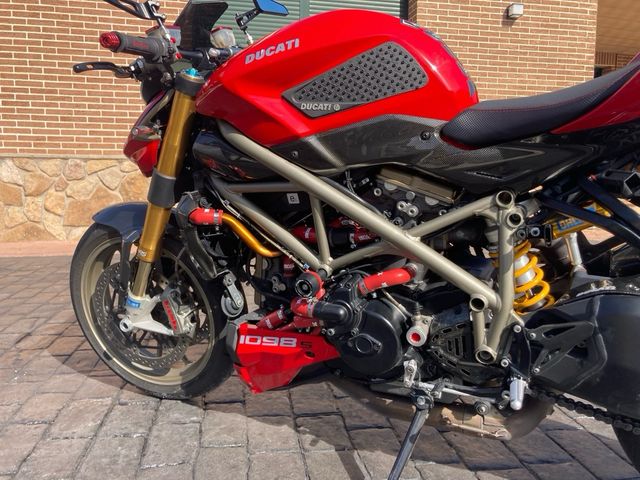 Ducati Streetfighter 1098S Impecable