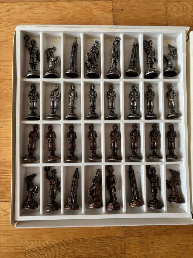 Ajedrez Aragonés antiguo metalico