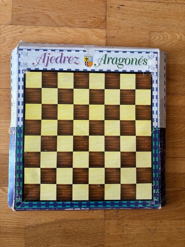 Ajedrez Aragonés antiguo metalico