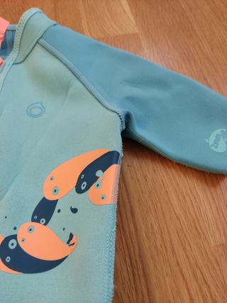 Neopreno infantil 4-6 años + gafas+chanclas