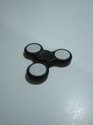 Spinner antiestrés negro
