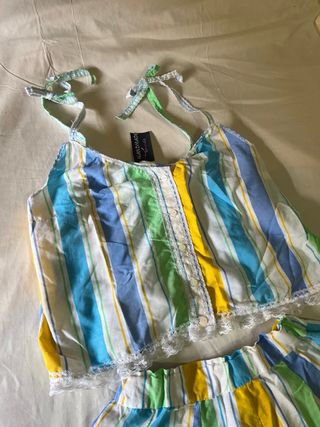 Conjunto falda y top multicolor