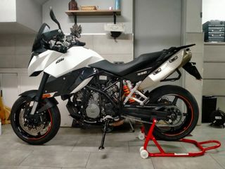 KTM 990 SMT -29.700km !!! TODA ORIGINAL.