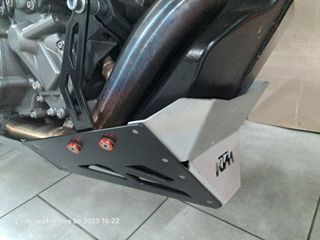 KTM 990 SMT -29.700km !!! TODA ORIGINAL.