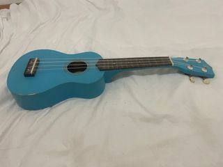Ukelele azul OQAN