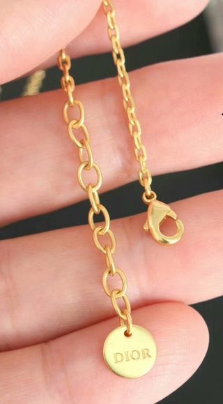 Collar Dior dorado con perla