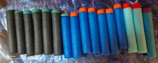 Nerf Elite:2Pistolas+diana electronica+pila+dardos