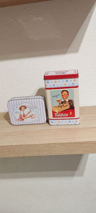 2 Cajas metálicas estilo vintage