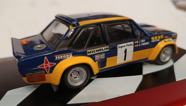 Miniatura Fiat 131 Abarth Rallye Catalunya