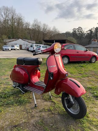 Vespa 200E: Impecable estado