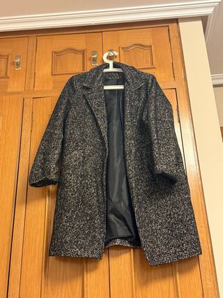 Abrigo negro y gris - Talla M