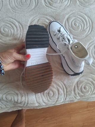 Converse blancas plataforma 39