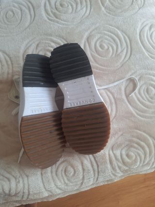 Converse blancas plataforma 39