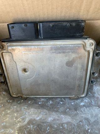 Centralita motor 1.9 CDTI 150cv Bosch