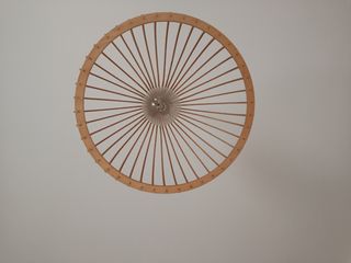 Lámpara madera salón