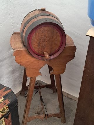 Tonel antiguo de madera