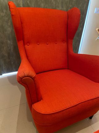 Poltrona STRANDMON IKEA + poggiapiedi