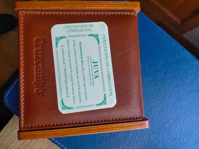 Juego de Mus: Estuche con su Caja madera