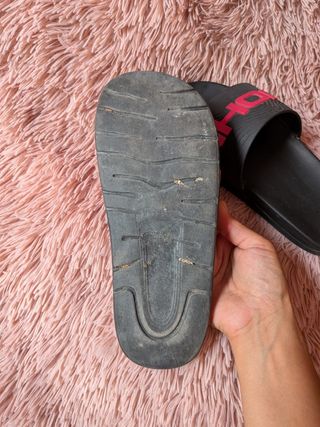 Chanclas John Smith - Negras/Fucsias