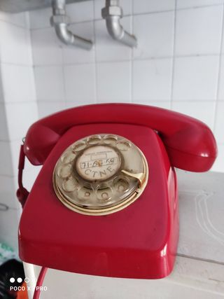 Teléfono giratorio antiguo