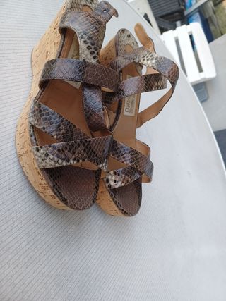Sandalias Ferragamo cuña Serpiente 38 tacón 10cm
