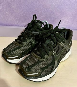 Nike Zoom Vomero 5 