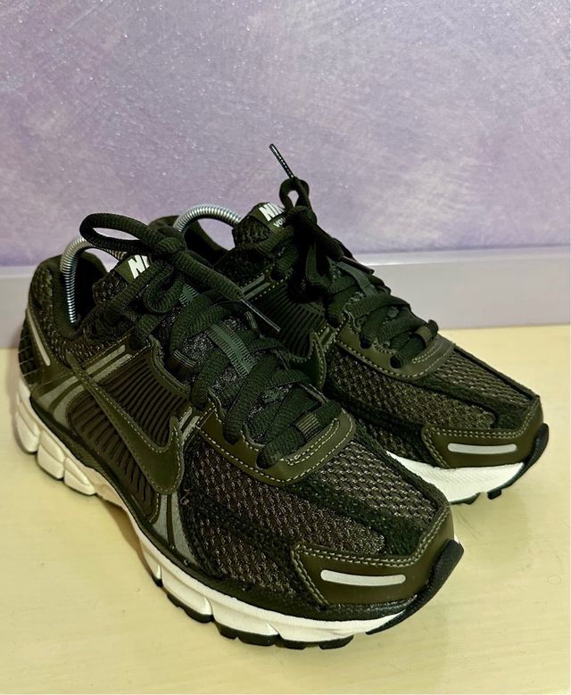 Nike Zoom Vomero 5